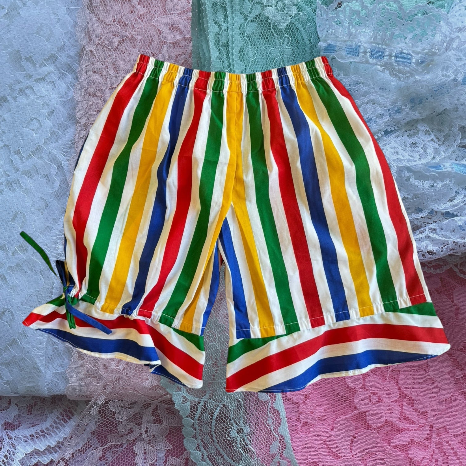 READY TO SHIP - Clowncore - Betty's Nifty Bloomer Shorts